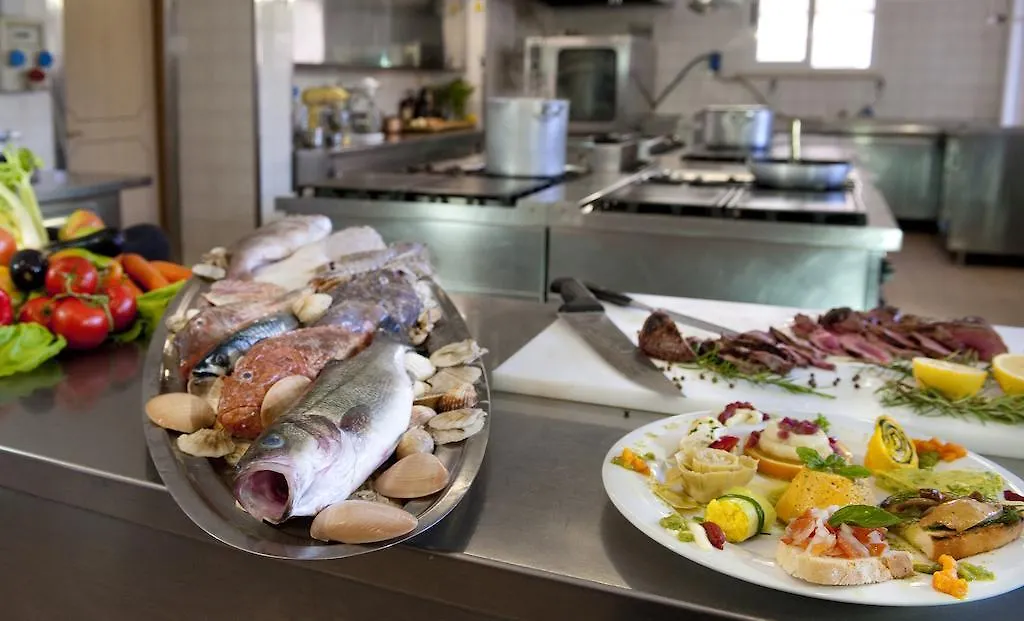 Hotel Atlantic Riviera Mare Misano Adriatico 4*,